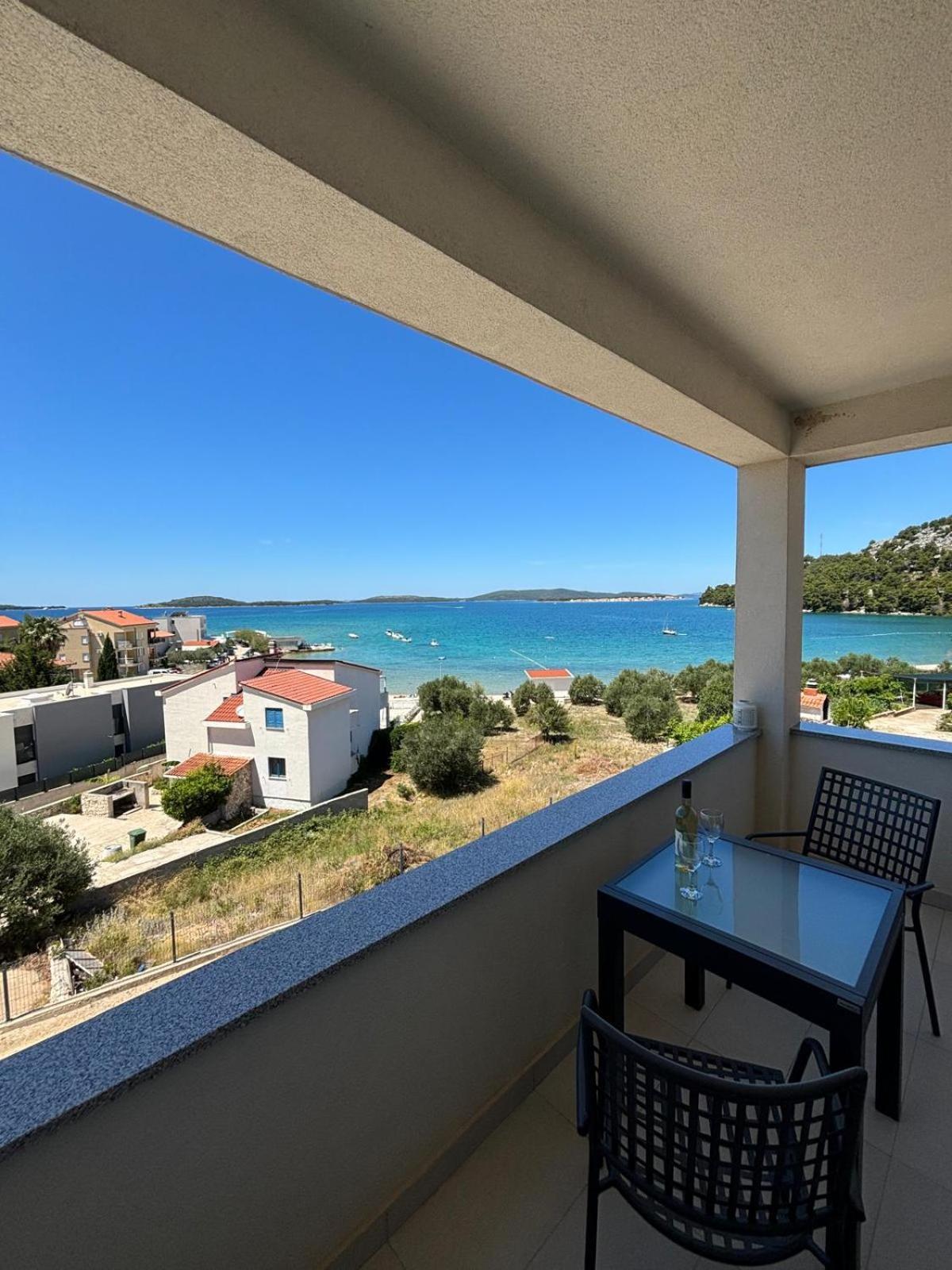 Sea View Apartments Žaborić Exteriér fotografie